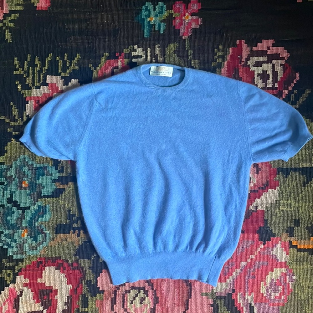 100% Cashmere Made in Scotland T-shirt Baby Blue